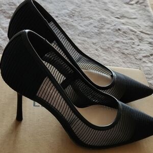 Elegant Le Chateau Black Stiletto Heels
